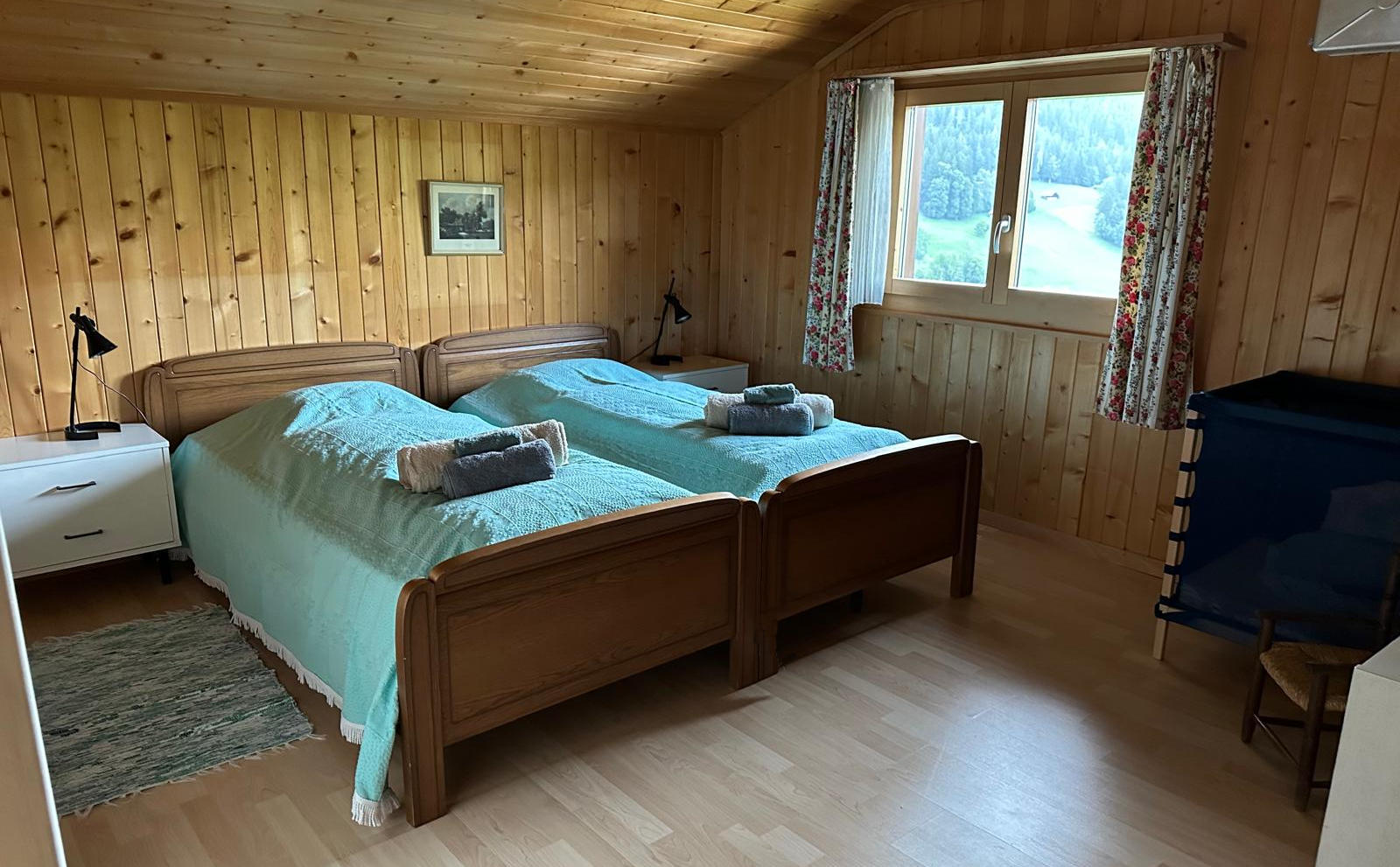 Slaapkamer boven eetkamer